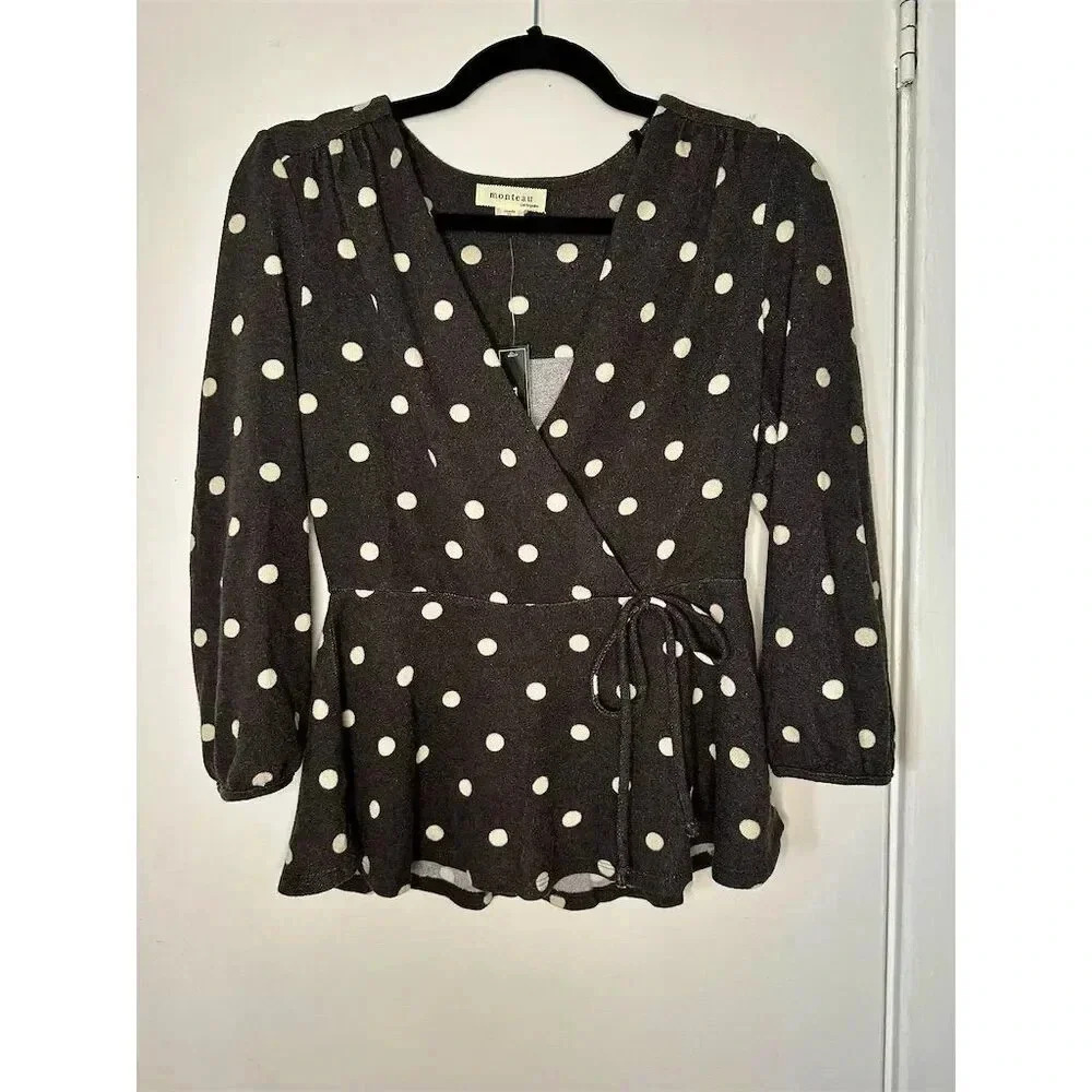 Monteau Los Angeles Women's Gray Polka Dot knit Faux Wrap Top Size M 012